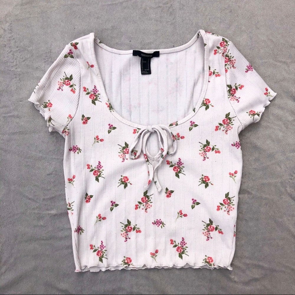 F21 Floral Tie front Top Size S